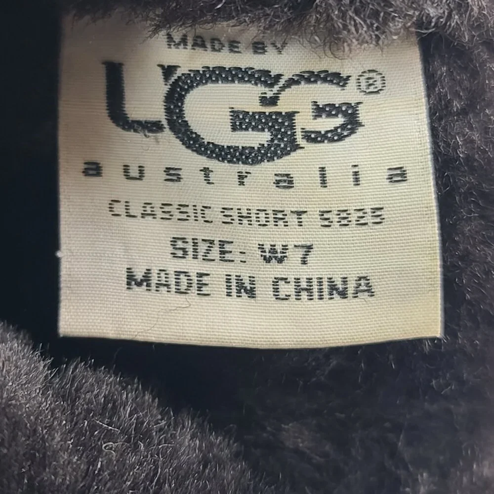 UGG Women's Chocolate‎ Brown Classic Short Suede Mid-Calf Winter Boots Size 7